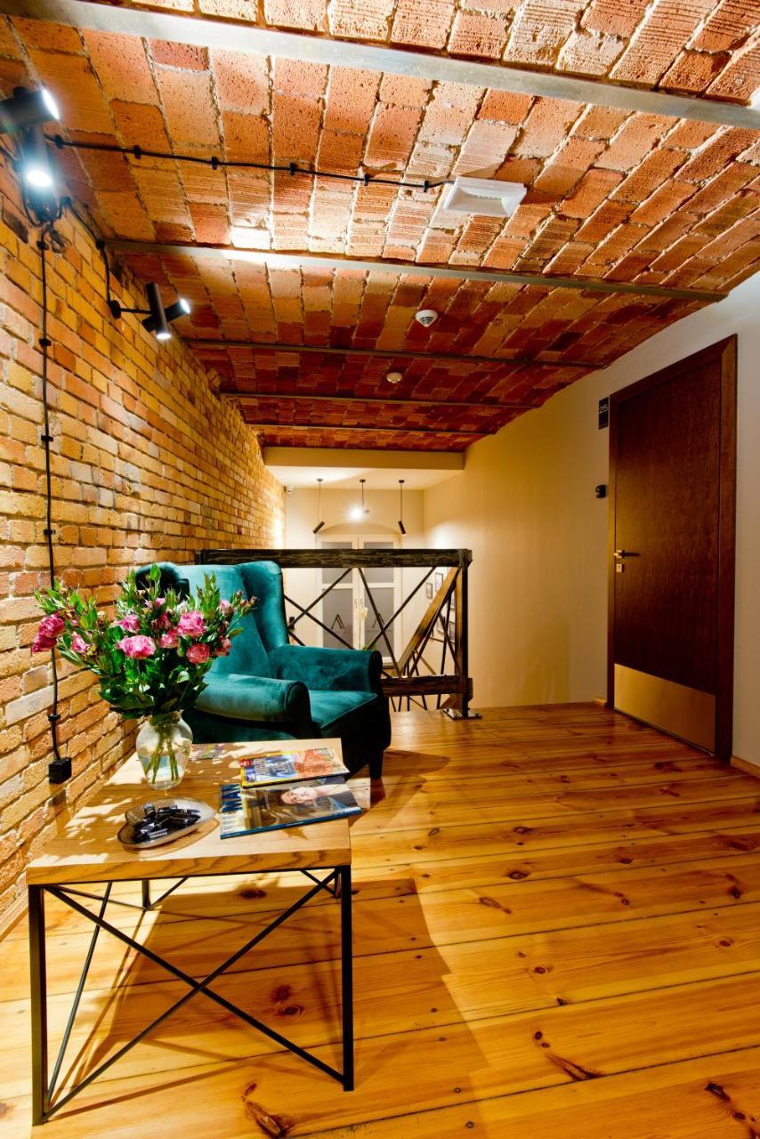 Apartsuites I Sorau Żary Exterior foto Interior of the house